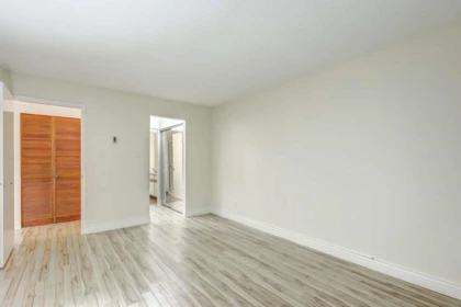 Primary Bathroom Photo of 57 6537 138th Street, Surrey, BC