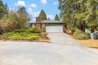 Swimming Pool Photo of 4158 Salish Drive, Vancouver, BC