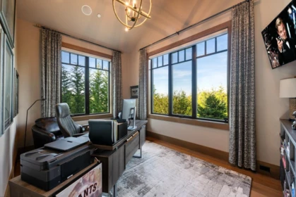Office / Den Photo of 323 198 Street, Langley, BC