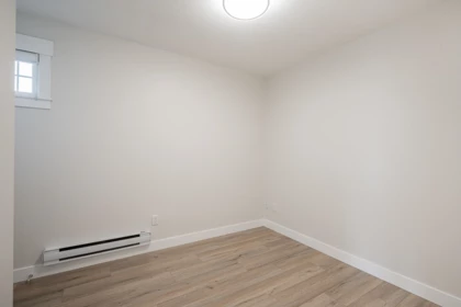 Mudroom Photo of 6 30748 Cardinal Avenue, Abbotsford, BC