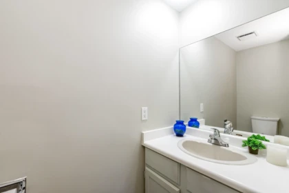 Primary Bathroom Photo of 1502 4134 Maywood Street, Burnaby, BC