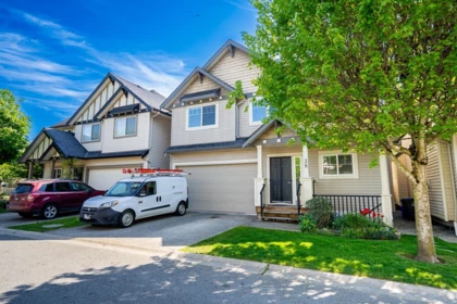 Front Yard Photo of 38 6195 168 Street, Surrey, BC