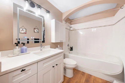 Basement Recreation Room Photo of 208 33485 South Fraser Way, Abbotsford, BC