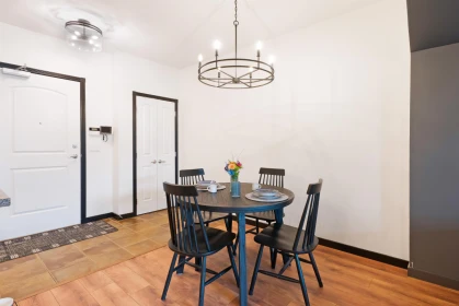 Kitchen Island Photo of 208 33485 South Fraser Way, Abbotsford, BC