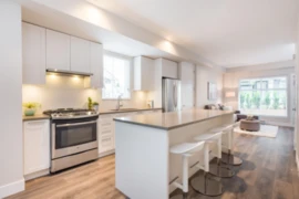 1 5148 Savile Row, Burnaby, BC