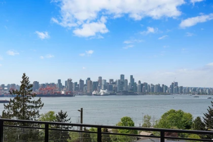 402 505 E 2nd Street, North Vancouver, BC, North Vancouver — Townhouse for sale