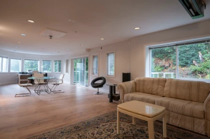 Outdoor Deck Photo of 2572 Westhill Close, West Vancouver, BC