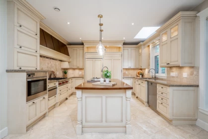 Kitchen Photo of 1535 Rockcress Place, Coquitlam, BC