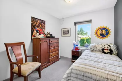 Hallway Photo of 13908 80b Avenue, Surrey, BC