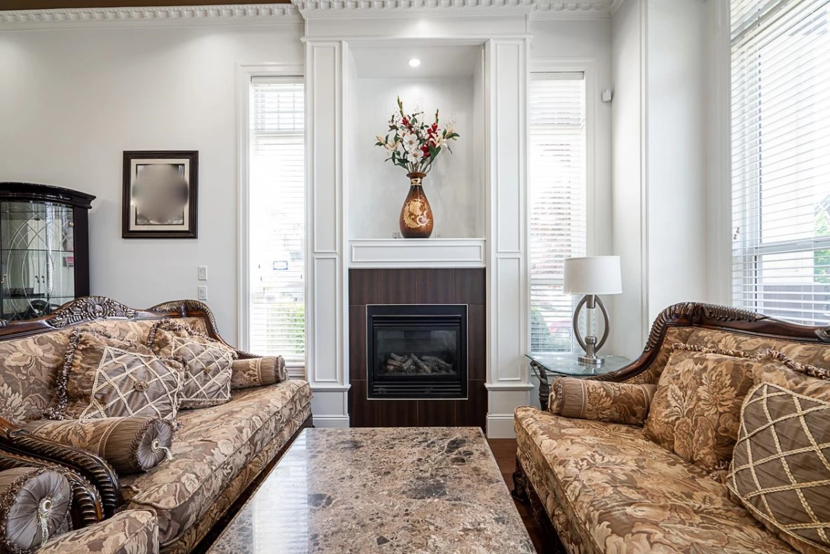 Dining Area Photo of 6638 125a Street, Surrey, BC