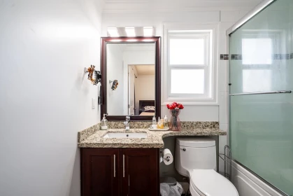 Hallway Photo of 6638 125a Street, Surrey, BC