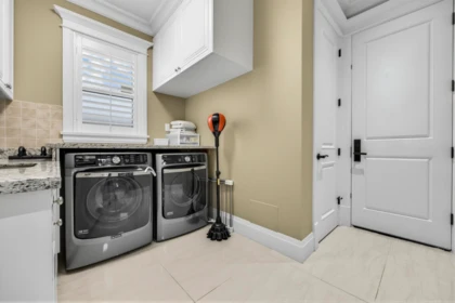 Hot Tub / Spa Photo of 7111 Parry Street, Richmond, BC