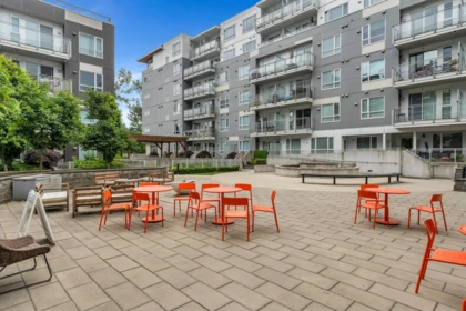 Garden / Landscaping Photo of 401 10581 140 Street, Surrey, BC