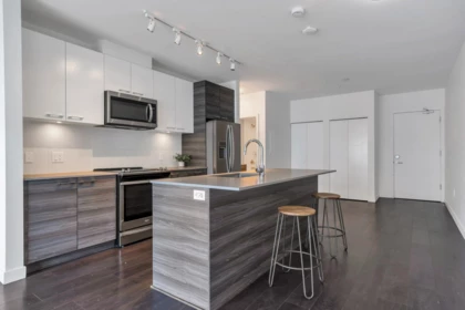 401 10581 140 Street, Surrey, BC, Surrey — Apartment/Condo for sale