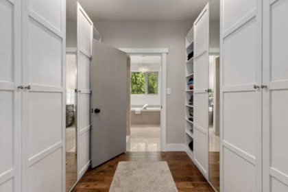 Entry Foyer Photo of 1044 Cedar Grove Lane, Pemberton, BC