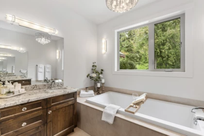 Mudroom Photo of 1044 Cedar Grove Lane, Pemberton, BC