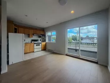 Guest Bathroom Photo of 203 2817 Clark Drive, Vancouver, BC