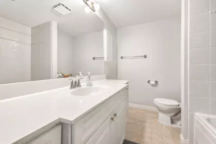 Primary Bedroom Photo of 406 33065 Mill Lake Road, Abbotsford, BC
