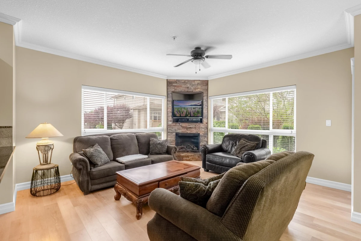 Dining Area Photo of A115 33755 7th Avenue, Mission, BC