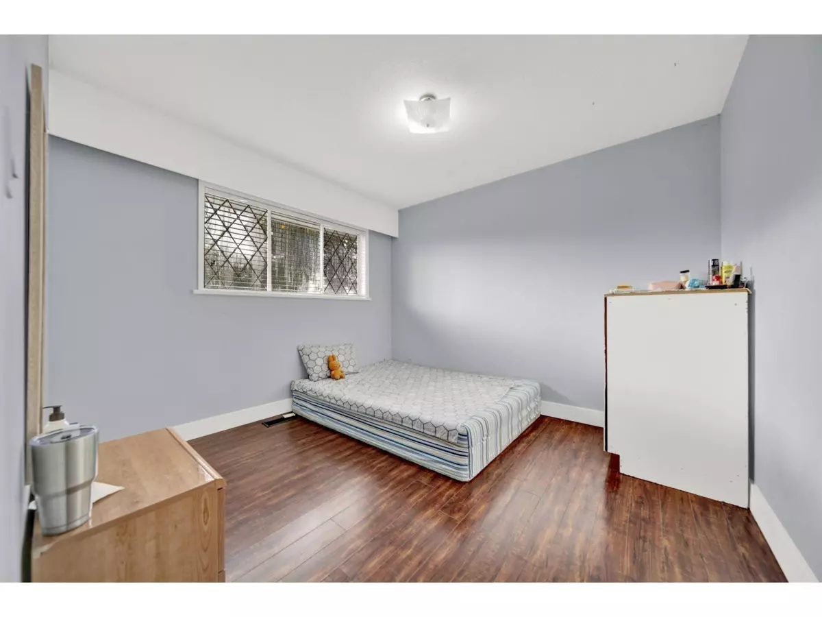Family Room Photo of 12627 58 Avenue, Surrey, BC