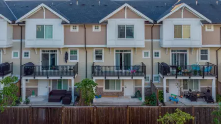 Breakfast Nook Photo of 10 7056 192 Street, Surrey, BC
