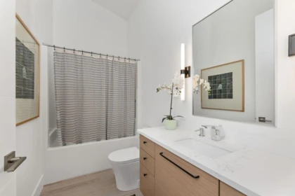 Laundry Room Photo of 502 Spyglass Place, Gibsons, BC