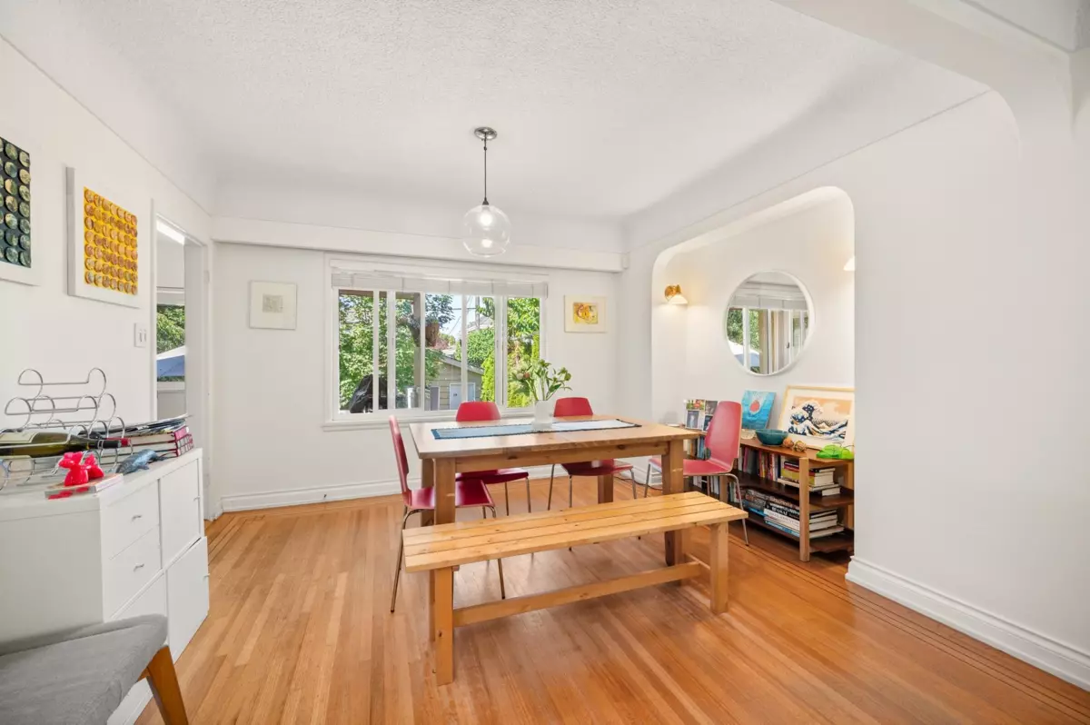 Dining Area Photo of 2323 W 23rd Avenue, Vancouver, BC