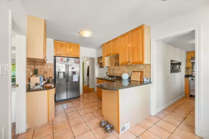 Kitchen Island Photo of 2323 W 23rd Avenue, Vancouver, BC