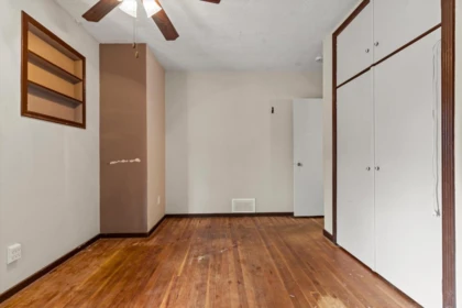 Mudroom Photo of 46057 Fourth Avenue, Chilliwack, BC