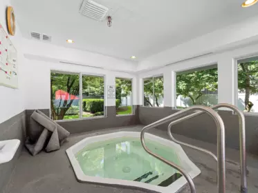 Entry Foyer Photo of 112 9650 148 Street, Surrey, BC