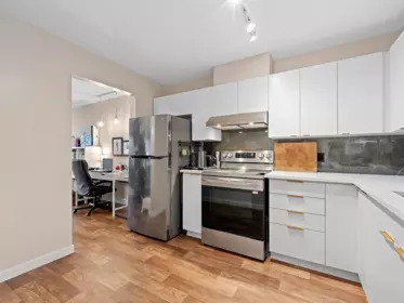 Kitchen Island Photo of 112 9650 148 Street, Surrey, BC