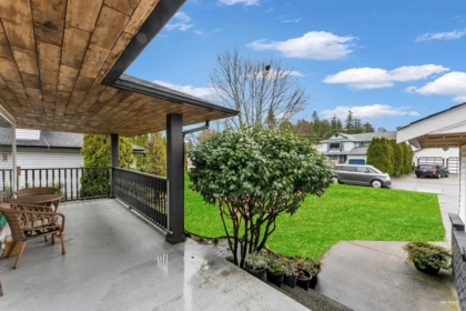 Kitchen Photo of 12329 Bonson Road, Pitt Meadows, BC