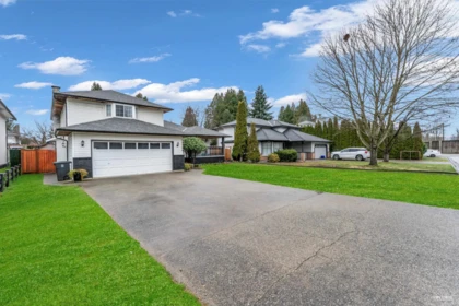 12329 Bonson Road, Pitt Meadows, BC, Pitt Meadows — Single Family Residence for sale