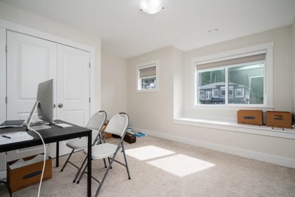 Hallway Photo of 51049 Coleraine Avenue, Chilliwack, BC