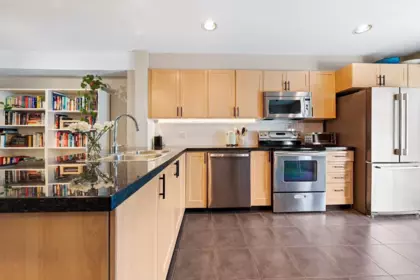 Kitchen Island Photo of 70 15168 36 Avenue, Surrey, BC