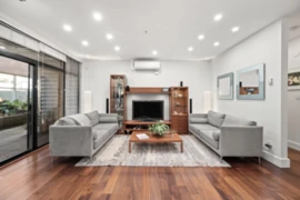 202 1750 W 2nd Avenue, Vancouver, BC