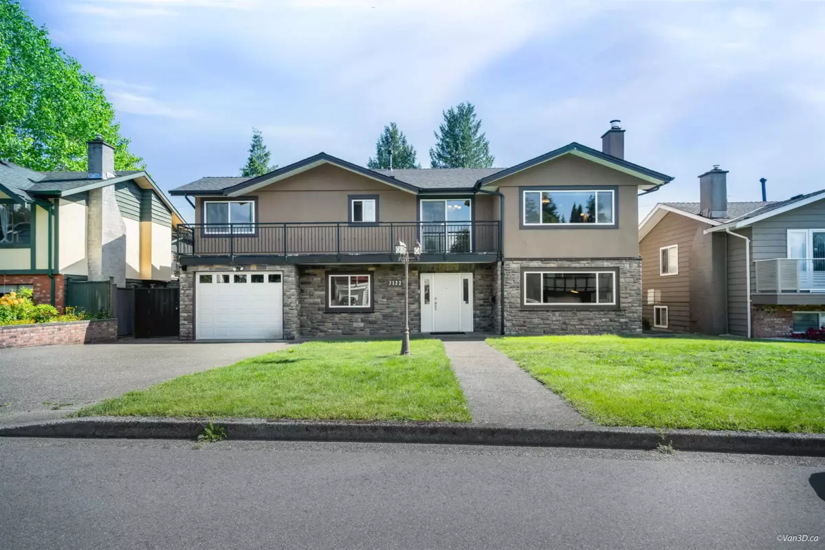 Living Room Photo of 7122 Paulus Court, Burnaby, BC