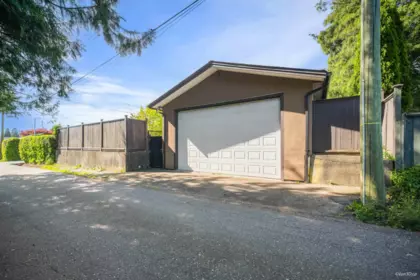 Fitness Center Photo Near 7122 Paulus Court, Burnaby, BC