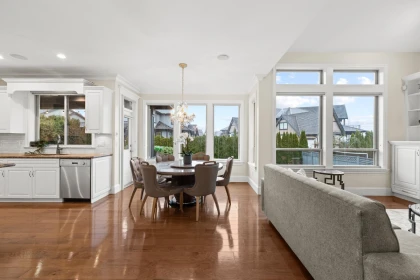Kitchen Island Photo of 15963 Devonshire Drive, Surrey, BC