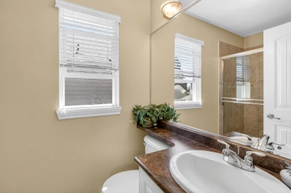 Basement Recreation Room Photo of 5970 164 Street, Surrey, BC