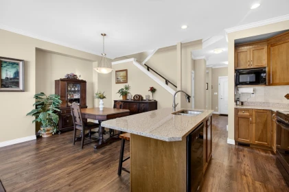 Breakfast Nook Photo of 5970 164 Street, Surrey, BC