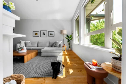 Kitchen Photo of 412 2601 Whiteley Court, North Vancouver, BC