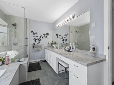 Basement Recreation Room Photo of 8672 163 Street, Surrey, BC