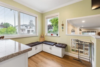 Walk-In Closet Photo of 6155 191a Street, Surrey, BC