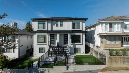 Front Yard Photo of 3749 Union Street, Burnaby, BC