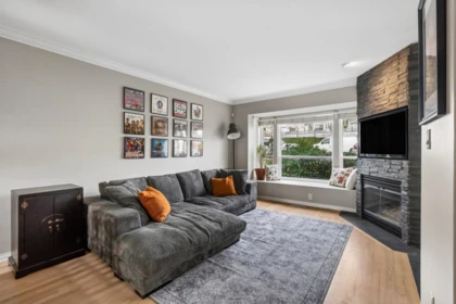 104 225 E 6th Street, North Vancouver, BC, North Vancouver — Townhouse for sale