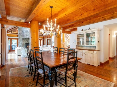 Kitchen Island Photo of 7114 Nesters Road, Whistler, BC
