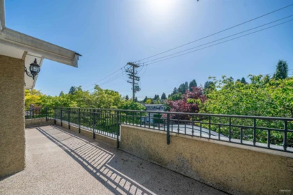 Fitness Center Photo Near 1450 25th Street, West Vancouver, BC