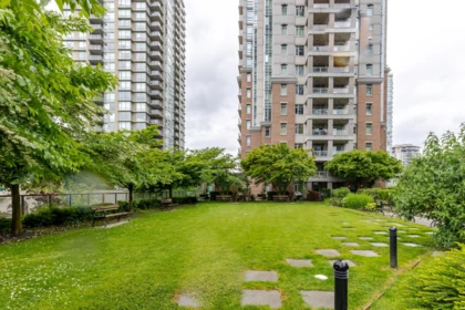 Front Yard Photo of 703 1155 The High Street, Coquitlam, BC