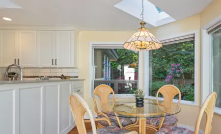 Breakfast Nook Photo of 2865 Semiahmoo Trail, Surrey, BC